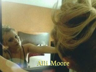 Alli_Moore