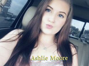 Ashlie_Moore