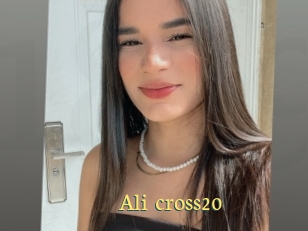 Ali_cross20