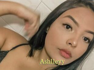 Ashlleyy
