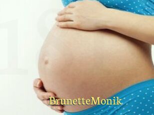BrunetteMonik