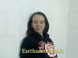 Earthadensfordek