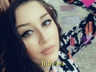 Julia982