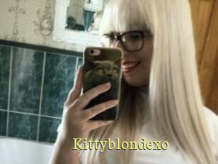 Kittyblondexo