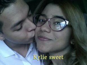 Kylie_sweet