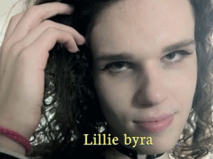 Lillie_byra