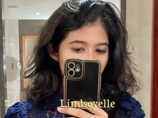 Lindseyelle