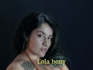 Lola_bony