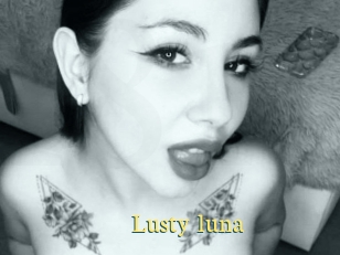 Lusty_luna
