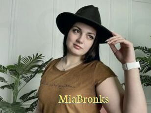 MiaBronks