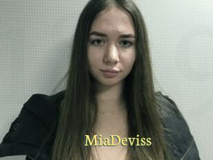 MiaDeviss