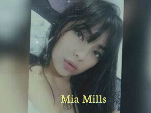 Mia_Mills