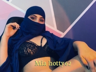 Mia_hotty62