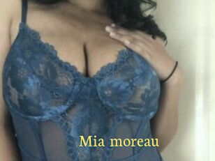 Mia_moreau