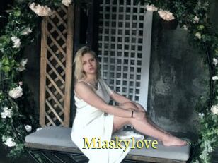 Miaskylove