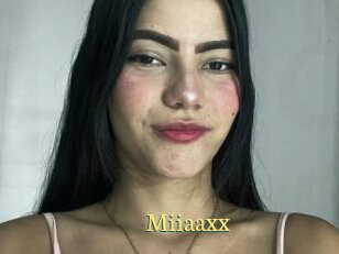 Miiaaxx