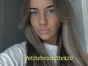Petitebrunettex20