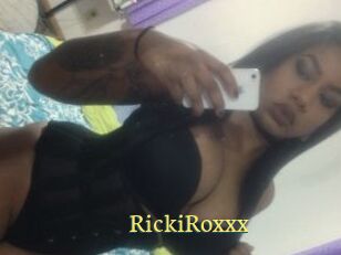 RickiRoxxx