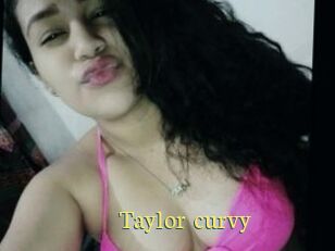 Taylor_curvy
