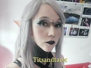 Titsandtarot